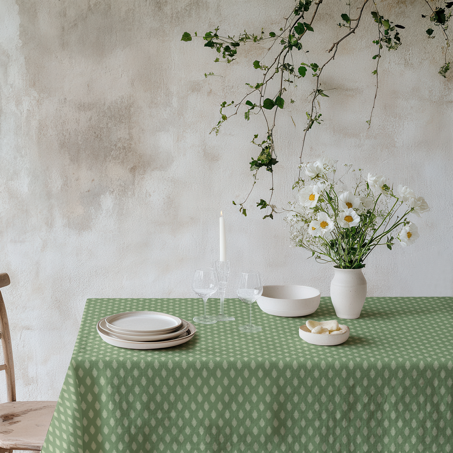 Deep Green Laurel Dot Cotton Tablecloth