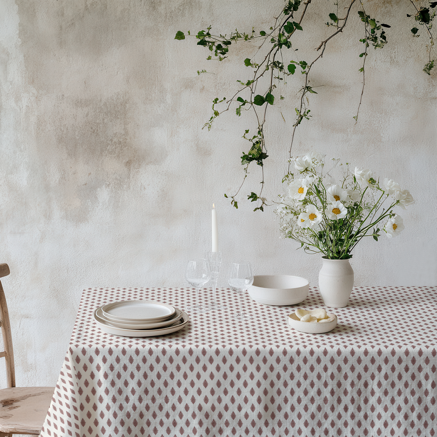 Red Laurel Dot Cotton Tablecloth
